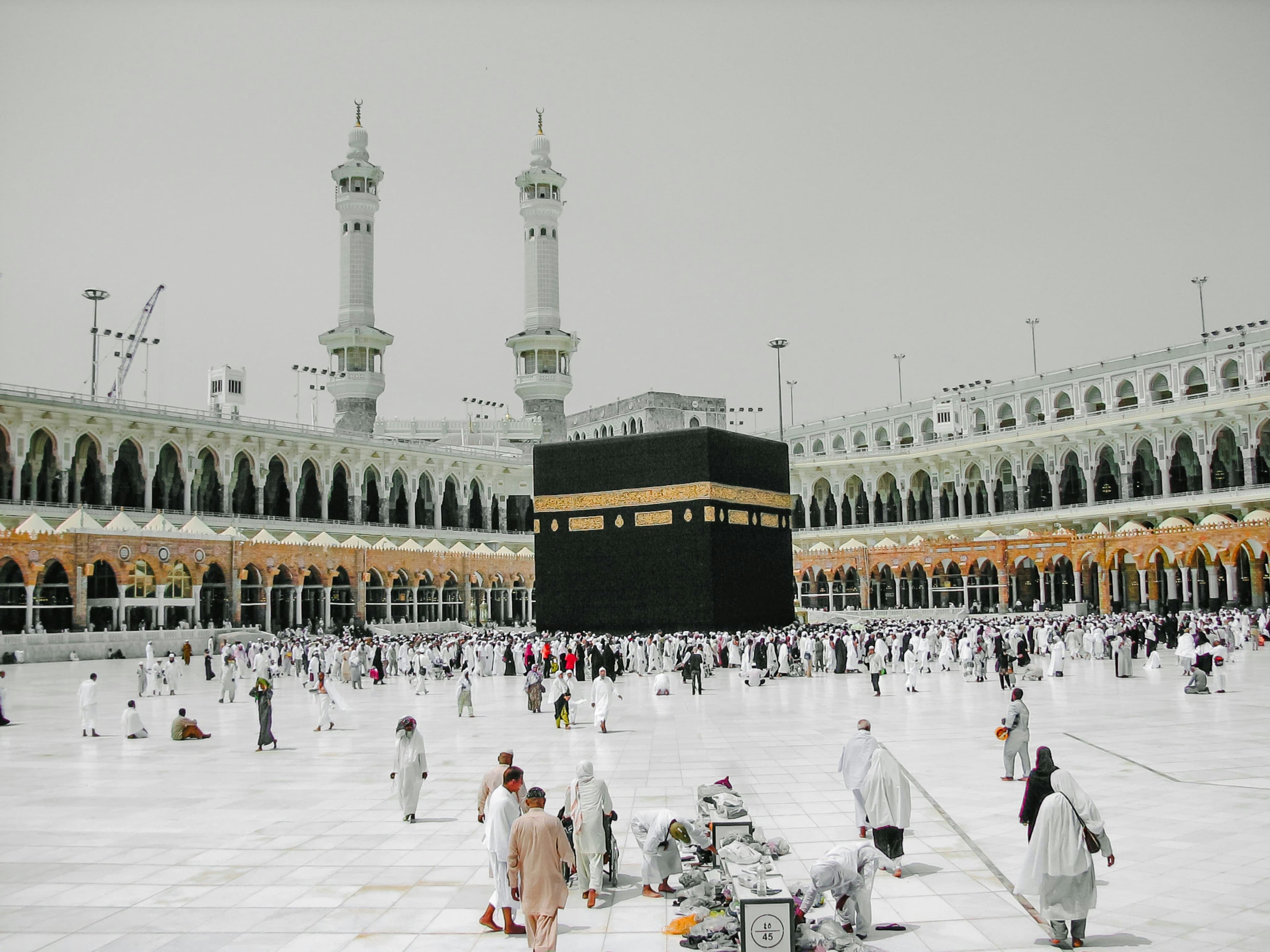 Alasan Pesawat Dilarang Melintas di Atas Ka'bah dan Masjid Nabawi